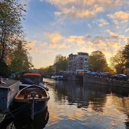 Pantheos Top Houseboat Amsterdam Exteriör bild