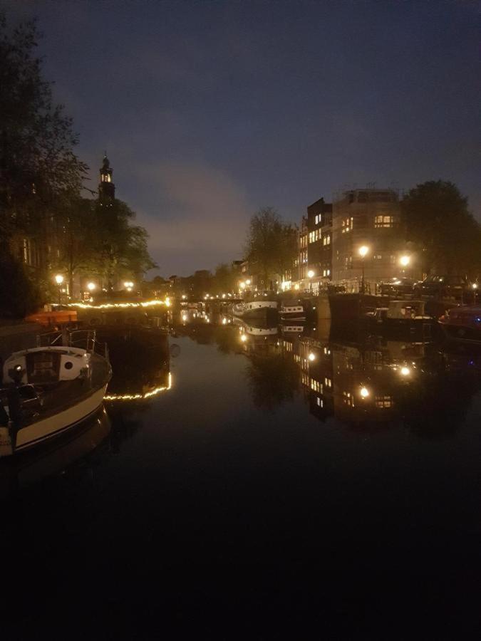 Pantheos Top Houseboat Amsterdam Exteriör bild