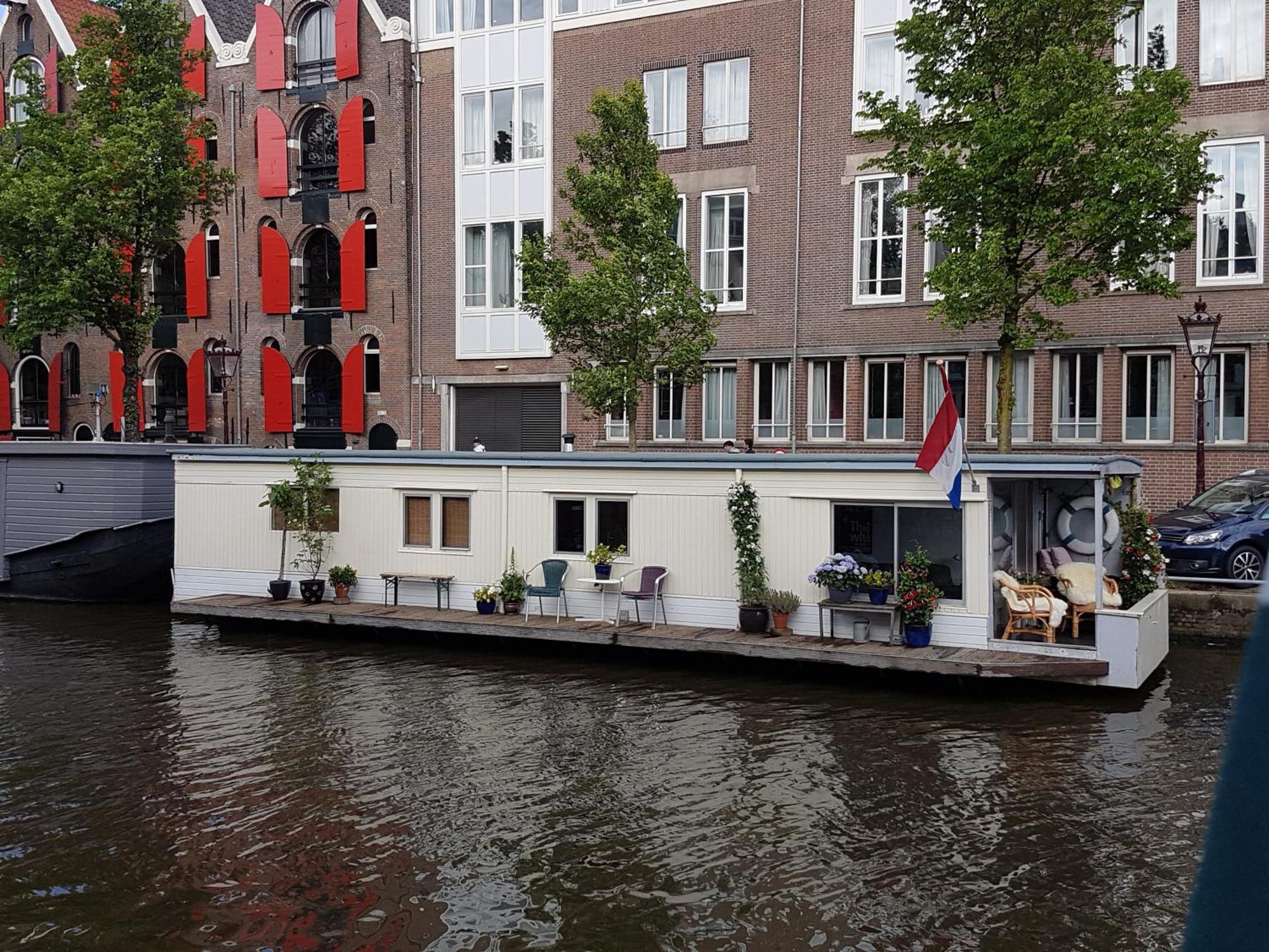 Pantheos Top Houseboat Amsterdam Exteriör bild